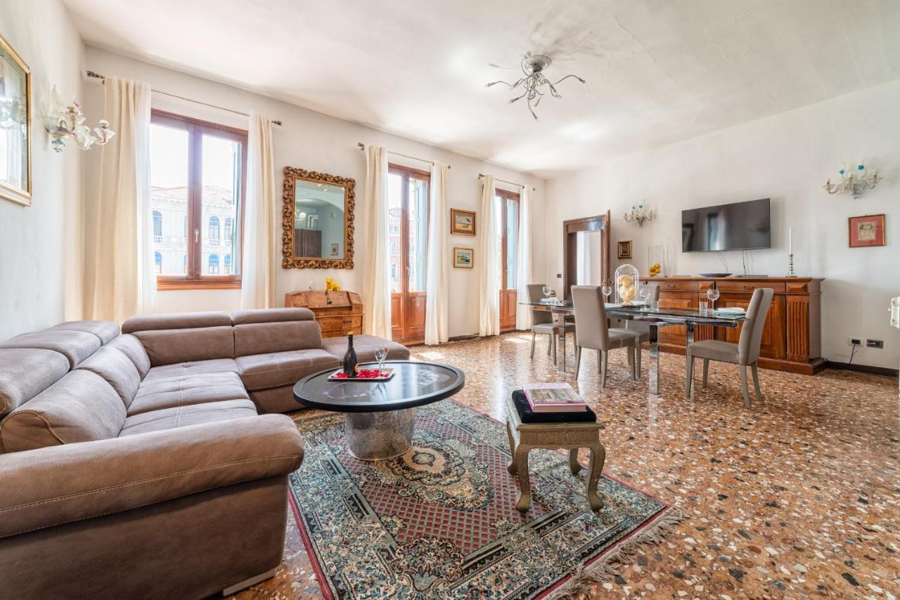 Royal Rialto Apartment - Grand Canal View Veneza Exterior foto