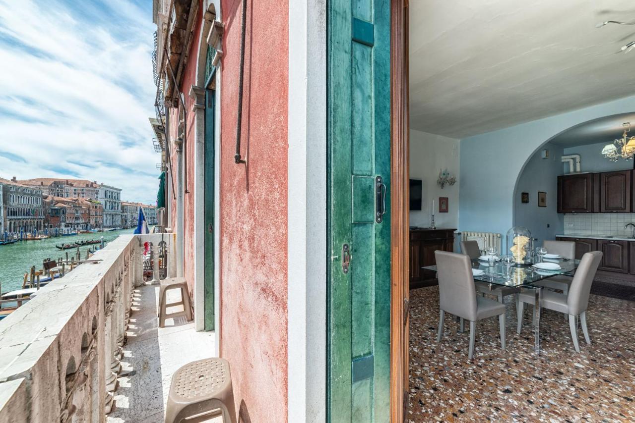Royal Rialto Apartment - Grand Canal View Veneza Exterior foto